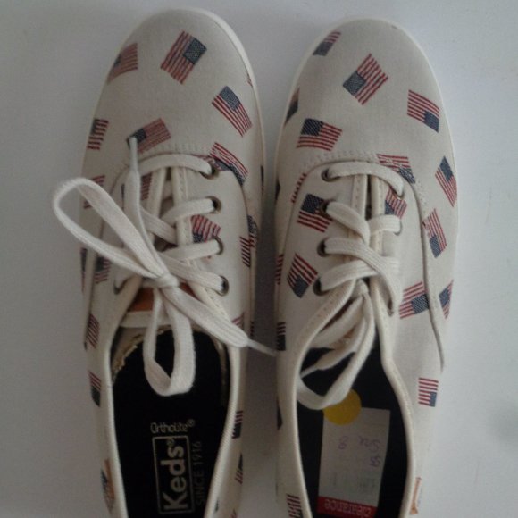 NEW KEDS ORTHOLITE WITH FLAG PRINT SIZE 8 - Picture 2 of 4